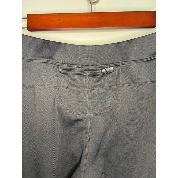 EUC FILA Athletic Leggings with Zip Pocket Gray/Coral Women… - Picture 5 of 5